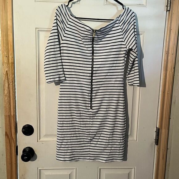 Bebe Striped Black & White Bodycon Dress Size Large - Picture 4 of 5